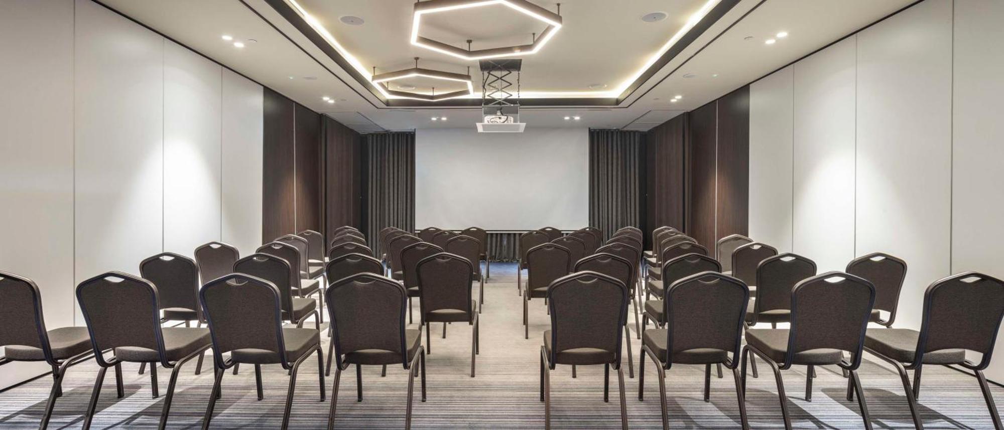 מלון Doubletree By Hilton שנליאורפה מראה חיצוני תמונה