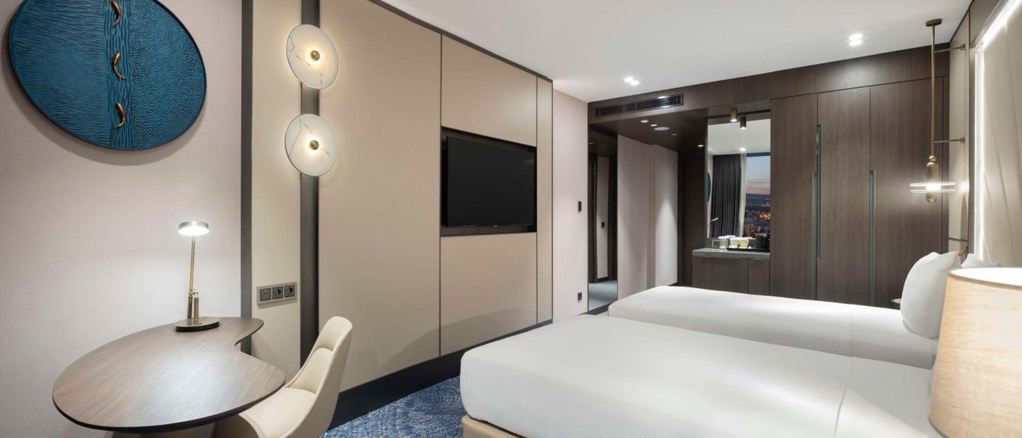 מלון Doubletree By Hilton שנליאורפה מראה חיצוני תמונה