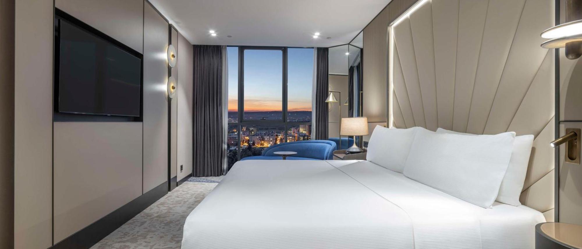 מלון Doubletree By Hilton שנליאורפה מראה חיצוני תמונה