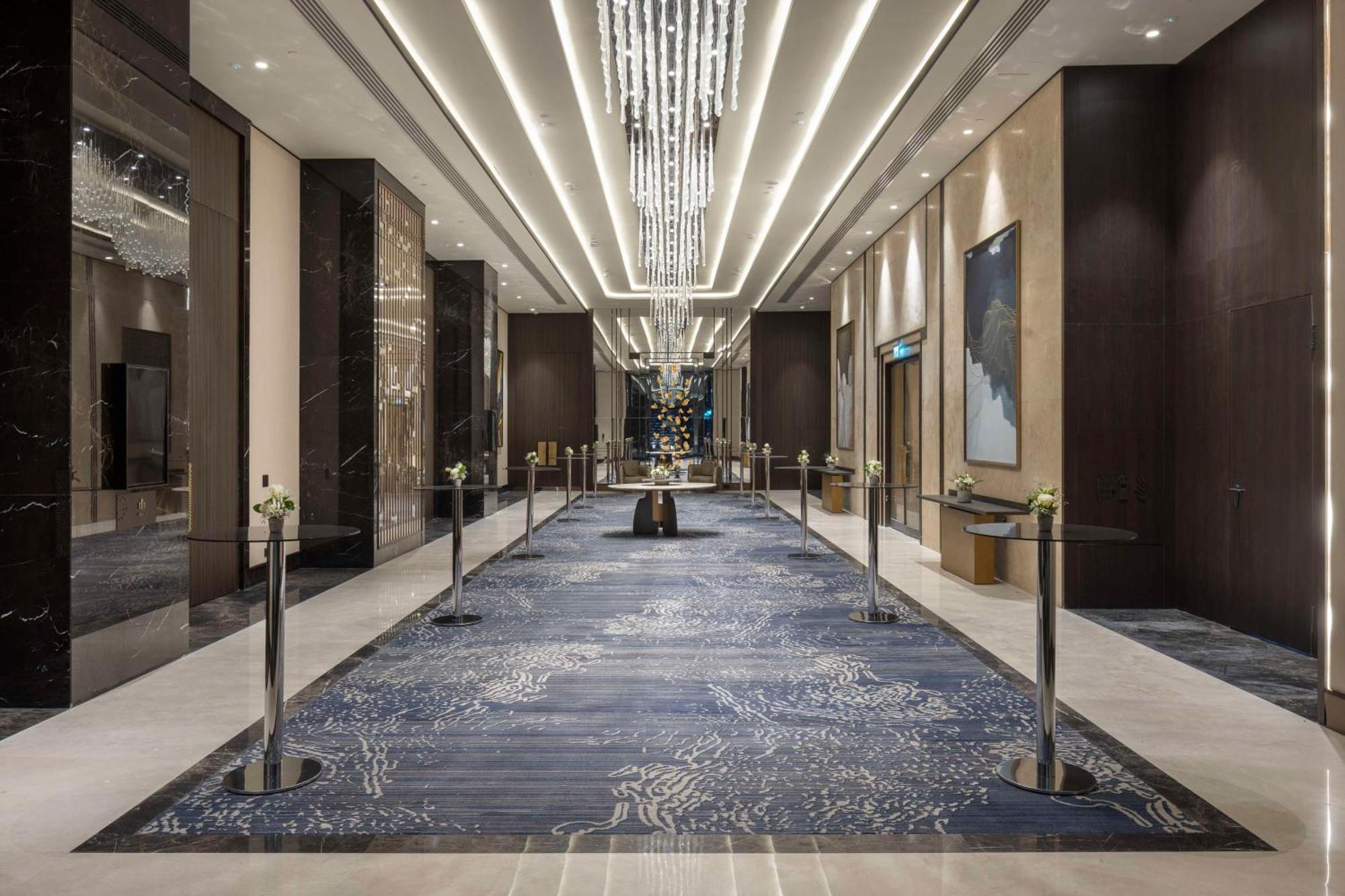 מלון Doubletree By Hilton שנליאורפה מראה חיצוני תמונה