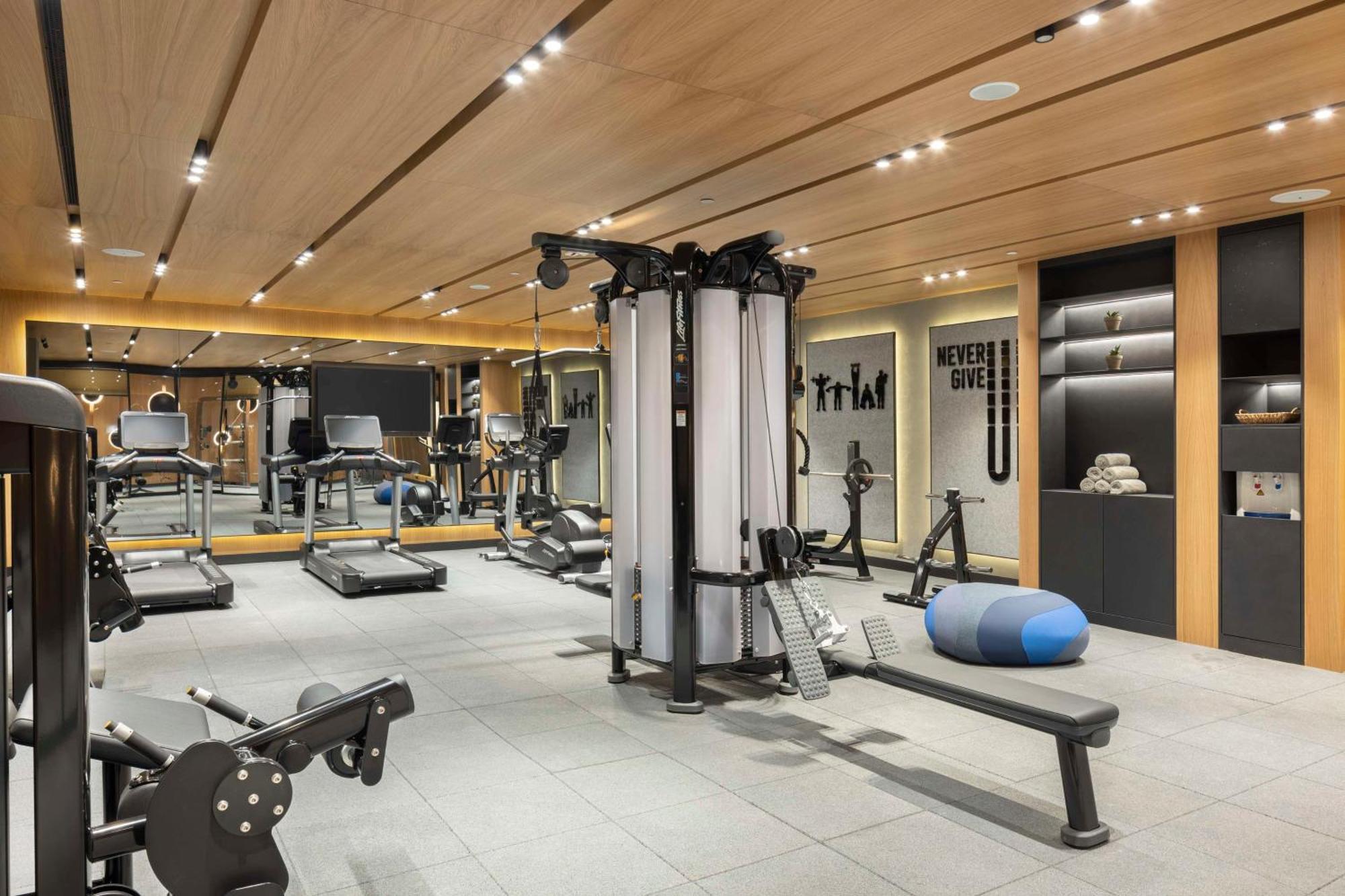 מלון Doubletree By Hilton שנליאורפה מראה חיצוני תמונה